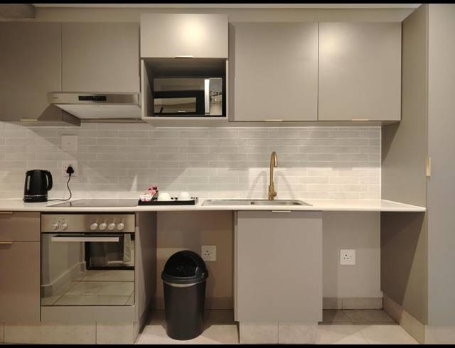 1 BEDROOM APARTMENT FOR SALE IN SANDOWN